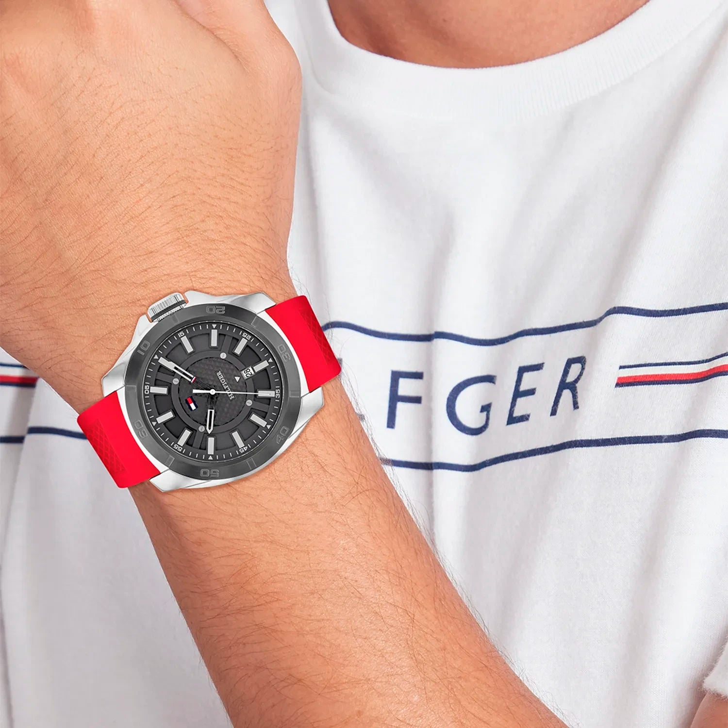 TOMMY HILFIGER 46mm