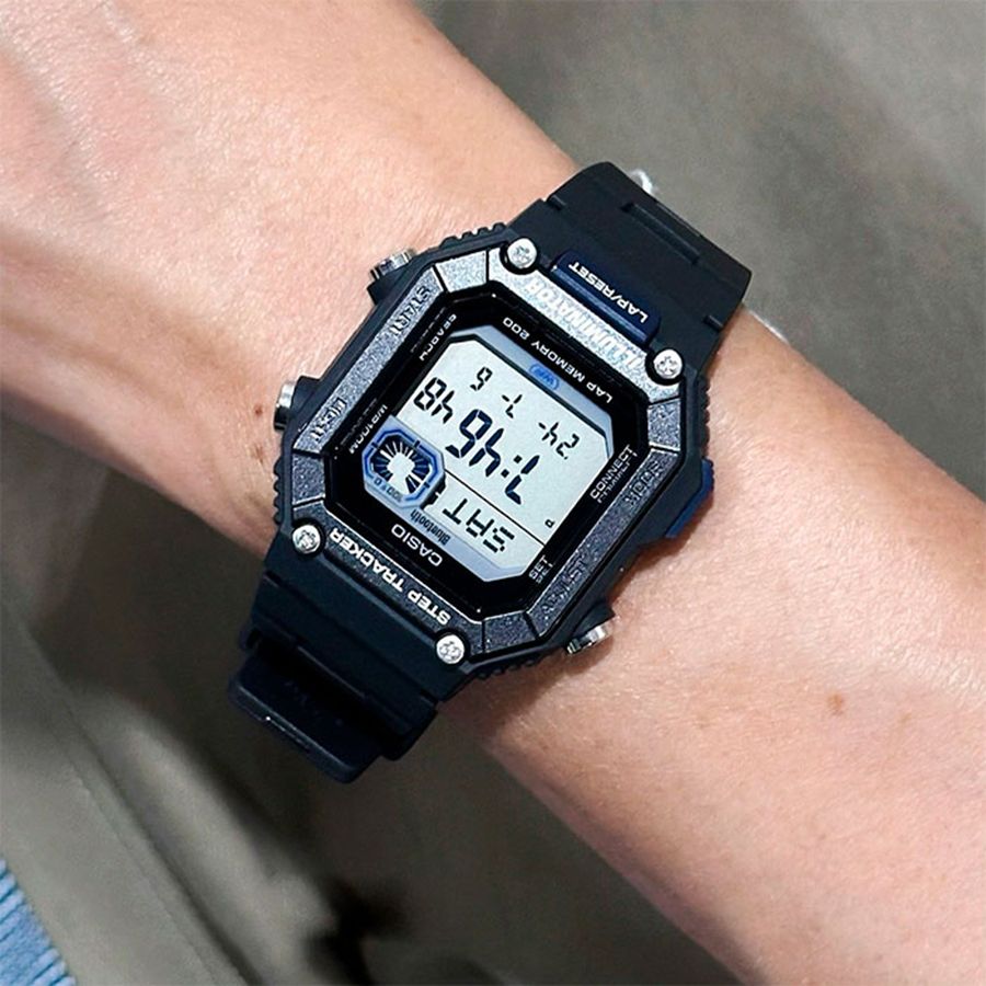 CASIO Timeless Collection WS-B1000-1AVEF Snjallúr