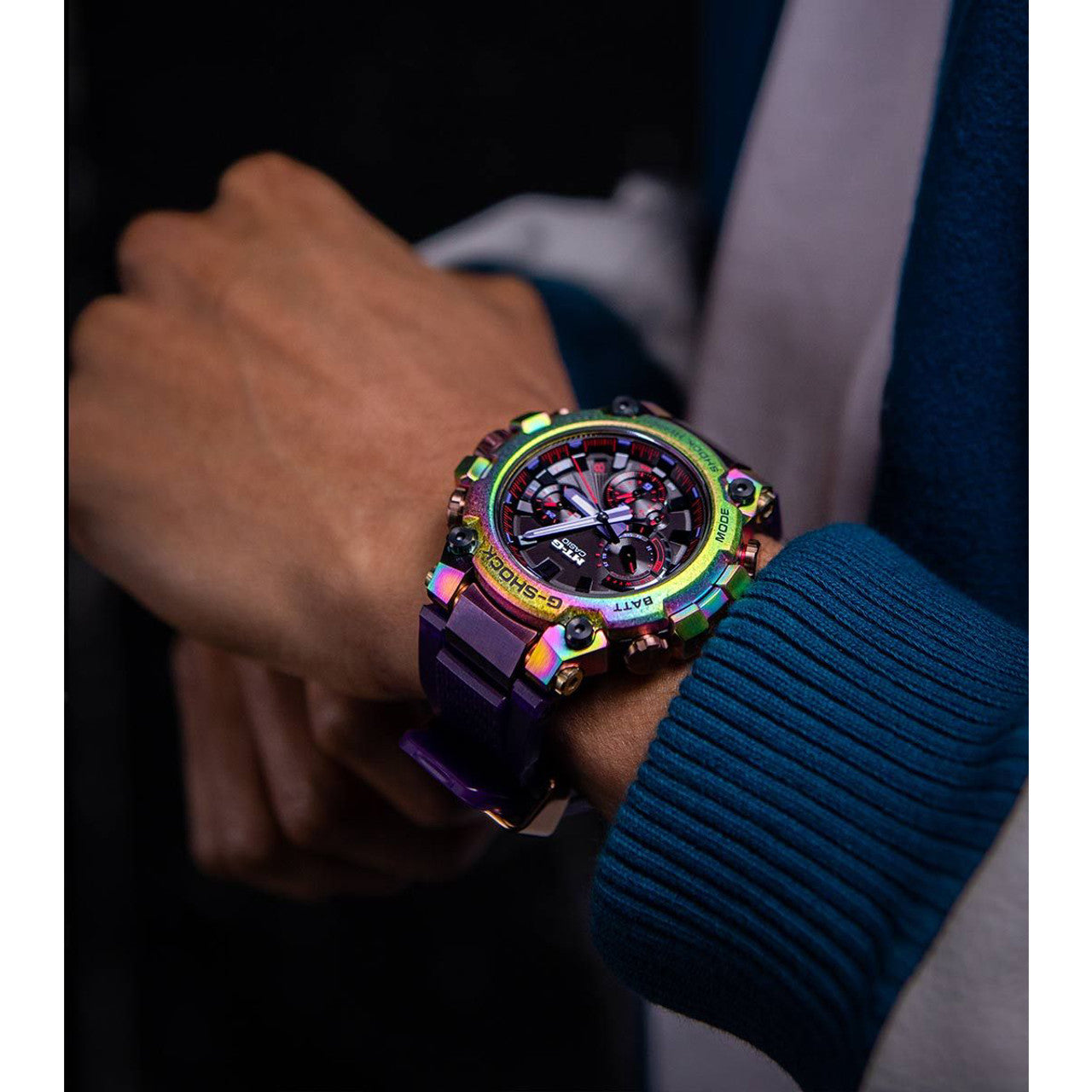 CASIO G-Shock 'Northern Lights' MTG-B3000PRB-1AER Snjallúr