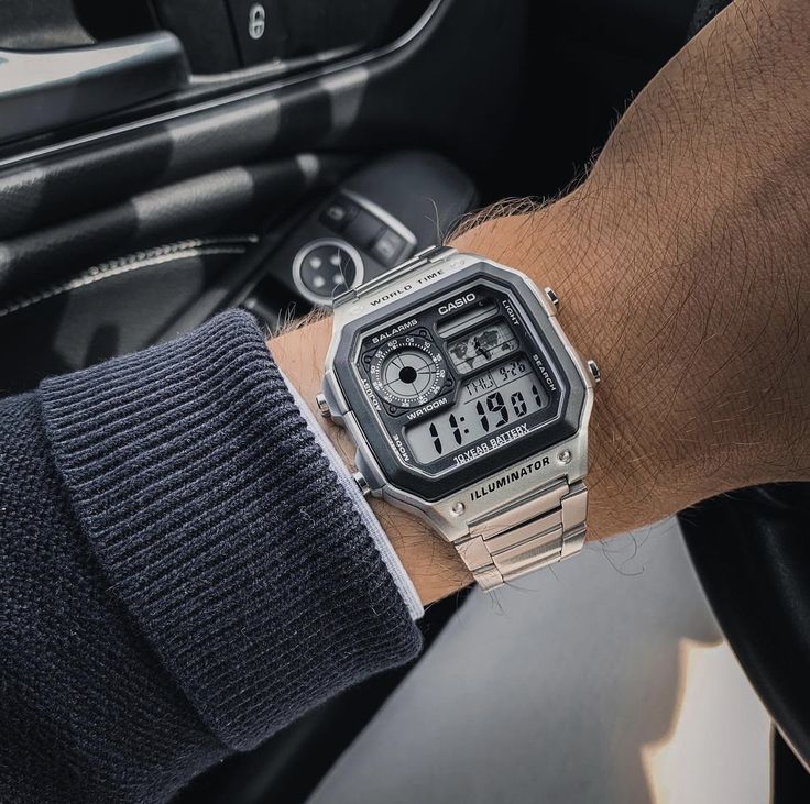 CASIO Timeless Collection AE-1200WHD-1AVEF 'Casio Royale'